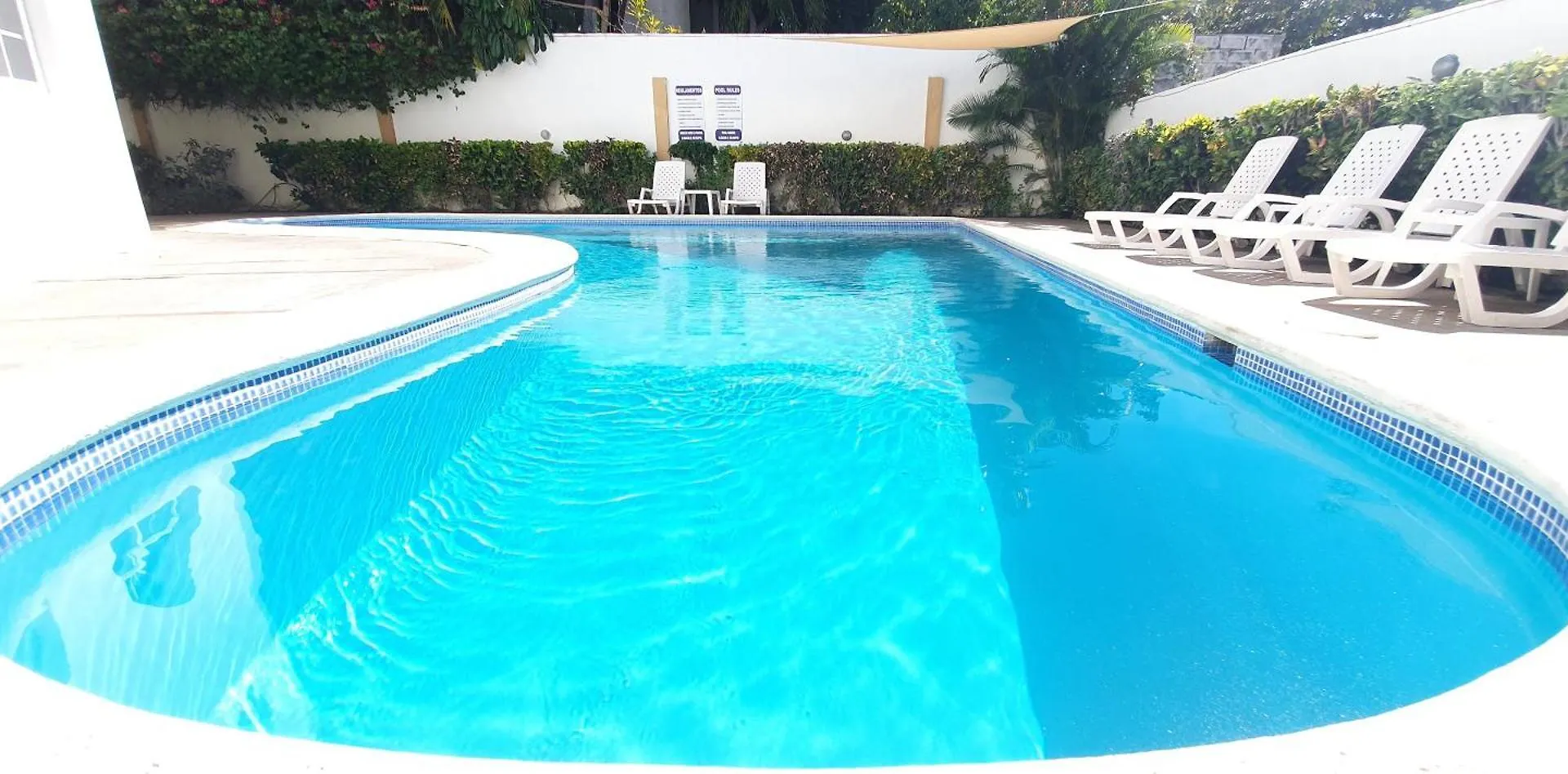 Costambar Beachfront Pool Apartment Dominik Cumhuriyeti
